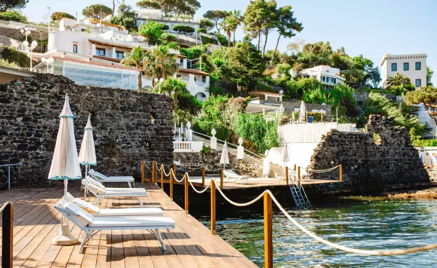 Strand Hotel Delfini Terme Ischia - La Guida Definitiva