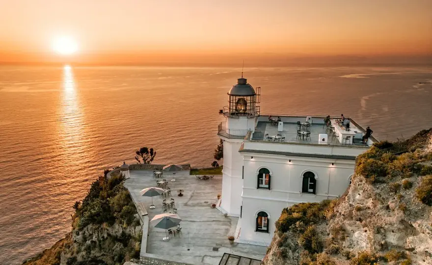 Faro Punta Imperatore Ischia - Vale la pena? Guida completa