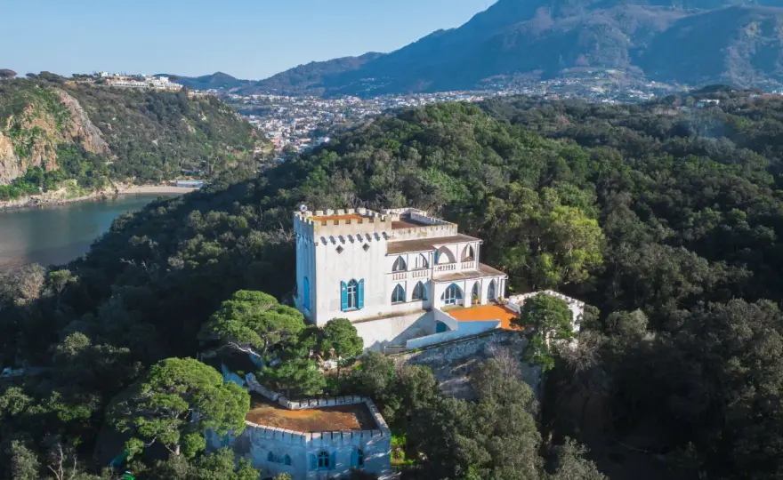 La Colombaia Ischia - Storia, visita e segreti di Visconti