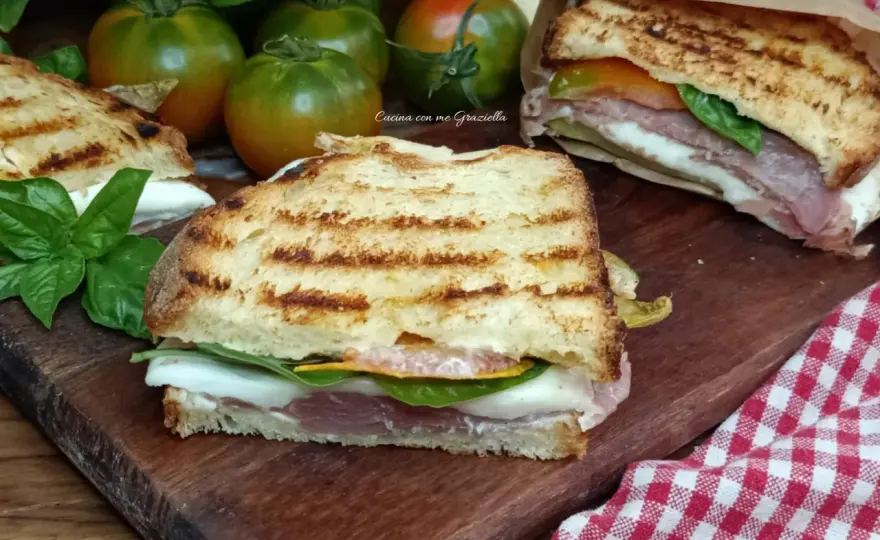 Zingara Ischitana - Il Panino da Spiaggia Perfetto a Ischia