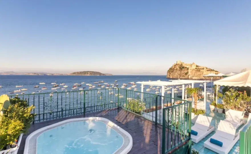 Hotel Miramare e Castello Ischia - La guida definitiva